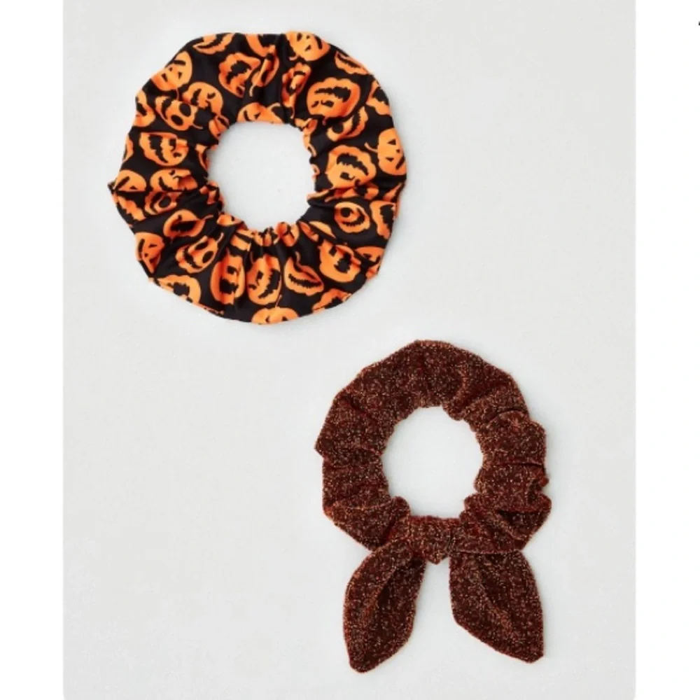 American Eagle Halloween Scrunchies 2-pack + Graphic Socks Black Orange One Size